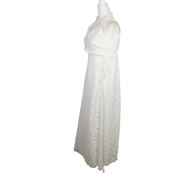 Vintage 70s Figurettes white daisy floral lace wrap front maxi robe XS - Picture 3 of 6